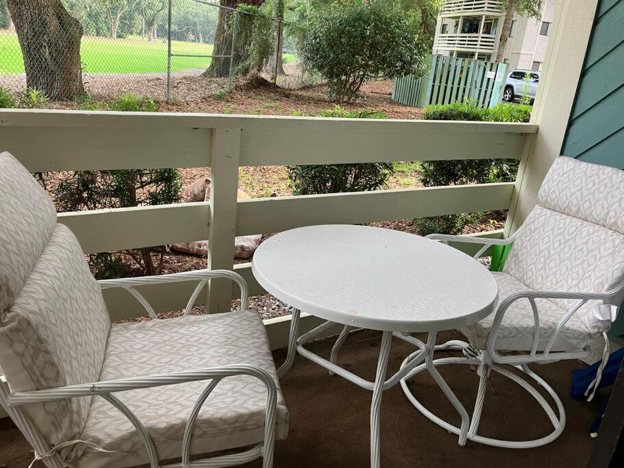Cute 2 Bedroom, 2 Bath Condo At Folly Field Beach 希爾頓黑德島 外观 照片