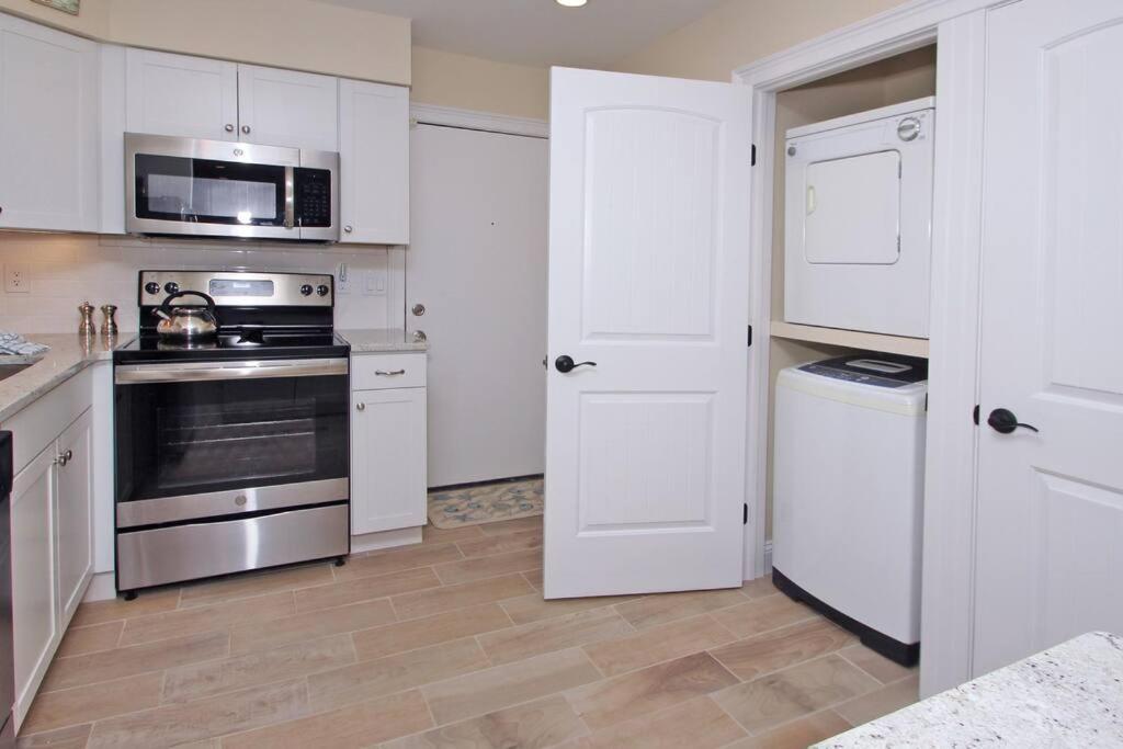 Cute 2 Bedroom, 2 Bath Condo At Folly Field Beach 希爾頓黑德島 外观 照片