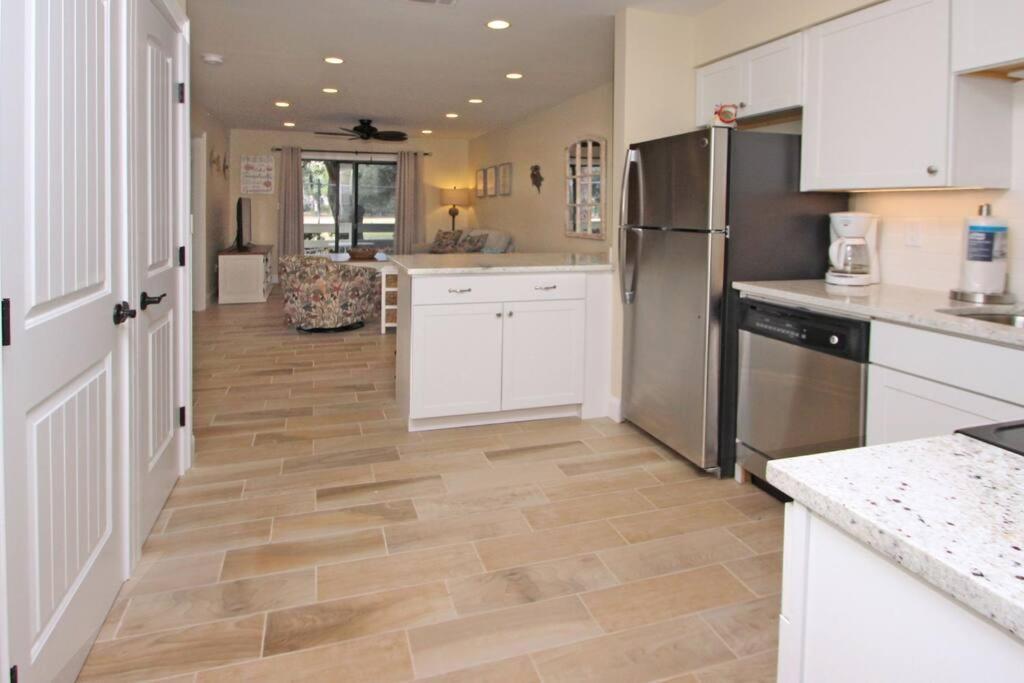 Cute 2 Bedroom, 2 Bath Condo At Folly Field Beach 希爾頓黑德島 外观 照片