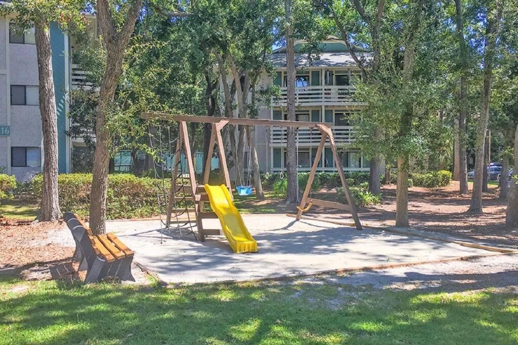 Cute 2 Bedroom, 2 Bath Condo At Folly Field Beach 希爾頓黑德島 外观 照片
