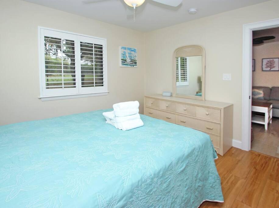 Cute 2 Bedroom, 2 Bath Condo At Folly Field Beach 希爾頓黑德島 外观 照片