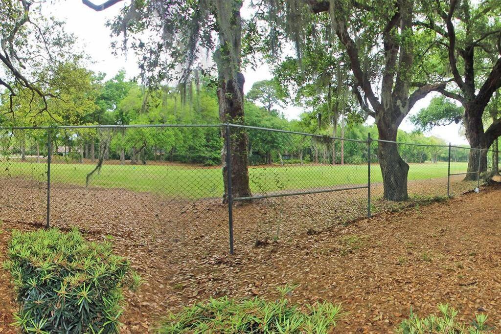 Cute 2 Bedroom, 2 Bath Condo At Folly Field Beach 希爾頓黑德島 外观 照片
